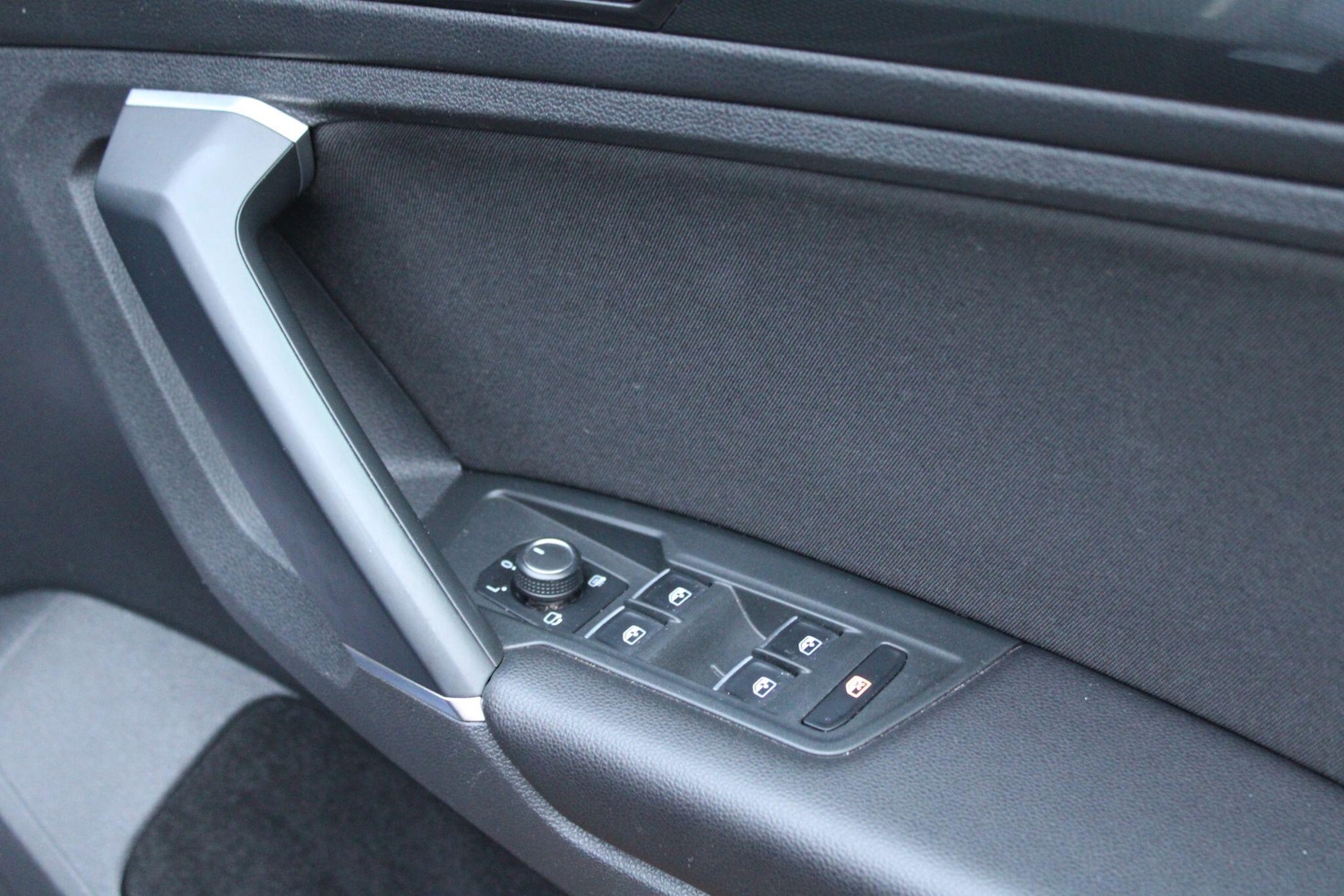 Used Volkswagen Tiguan 2018 for sale - 76549125: Photo 13