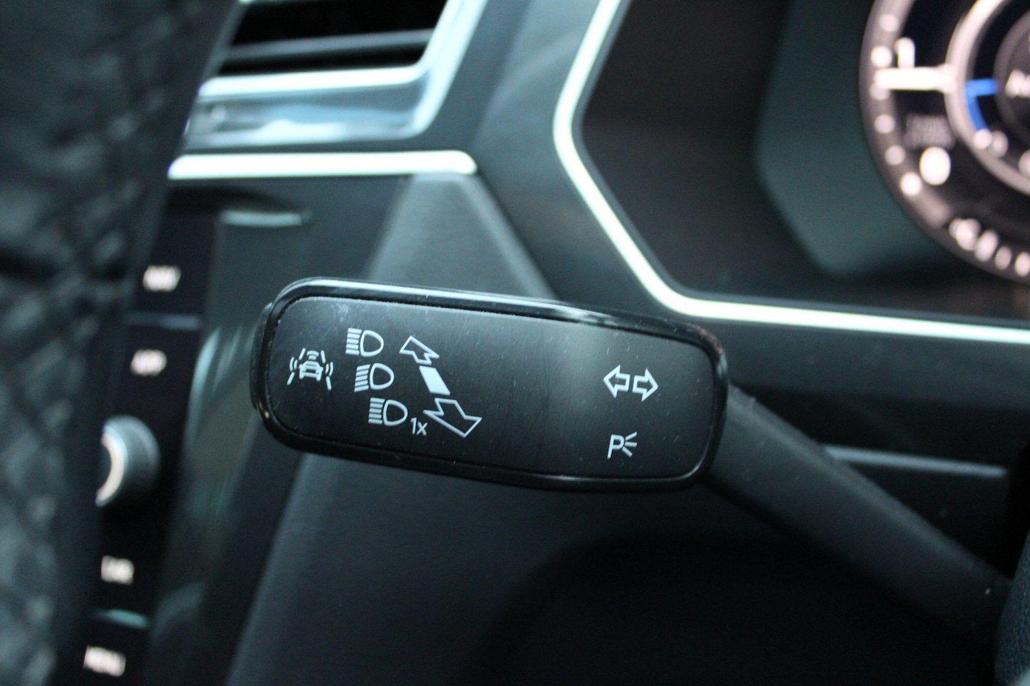 Used Volkswagen Tiguan 2018 for sale - 76549125: Photo 16