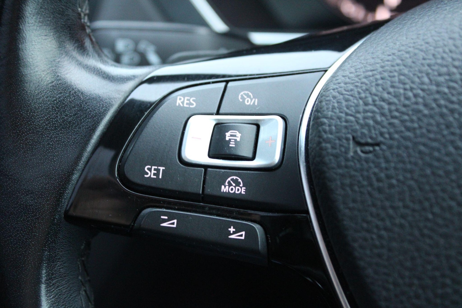 Used Volkswagen Tiguan 2018 for sale - 76549125: Photo 18