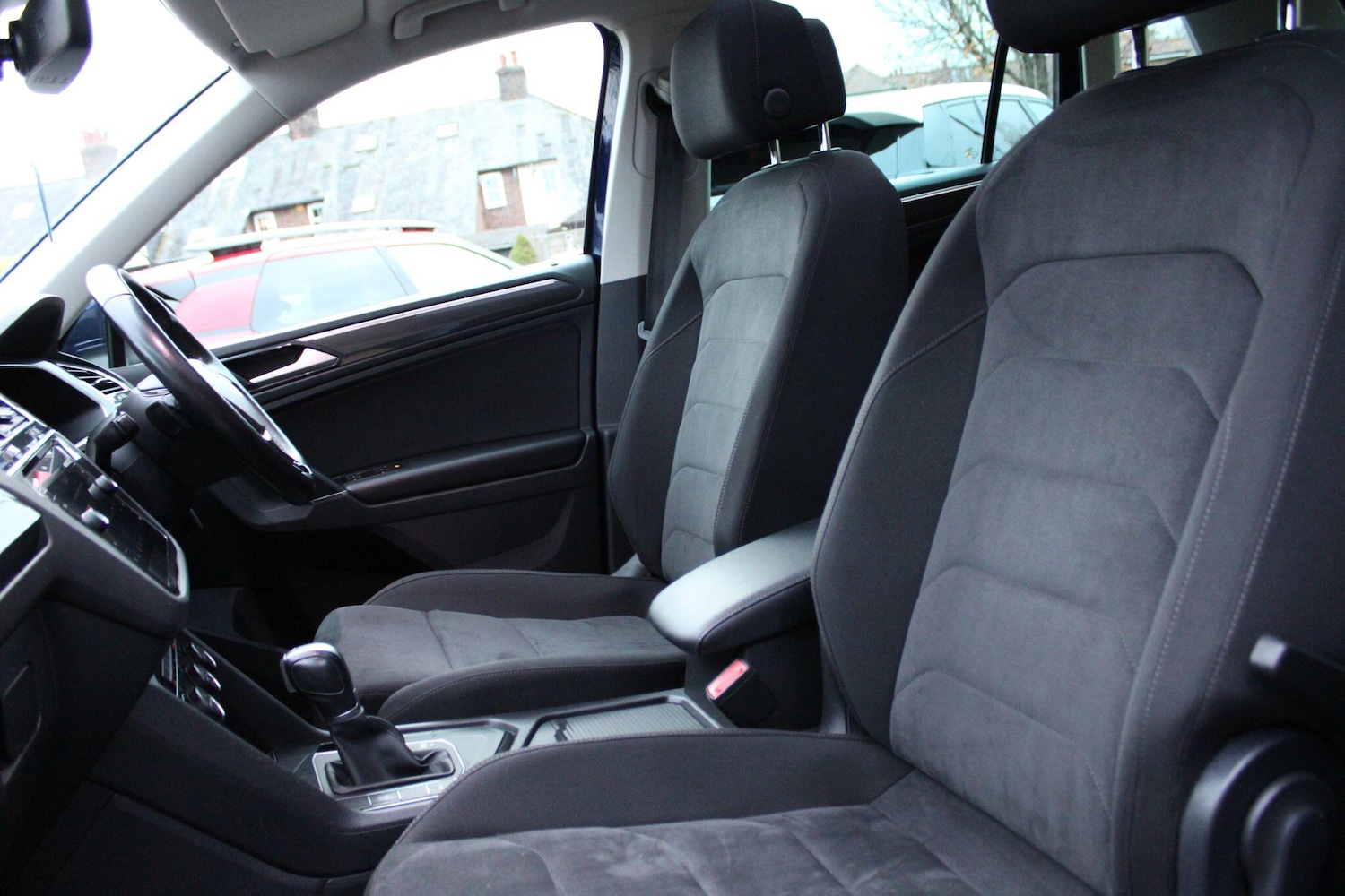 Used Volkswagen Tiguan 2018 for sale - 76549125: Photo 29