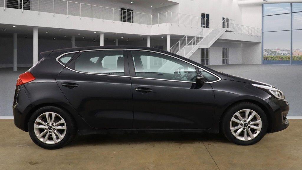 Used Kia Ceed 2015 for sale - 76912817: Photo 5