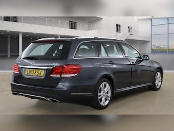 Used Mercedes-Benz E-Class 2013 for sale - 75949940: Photo
