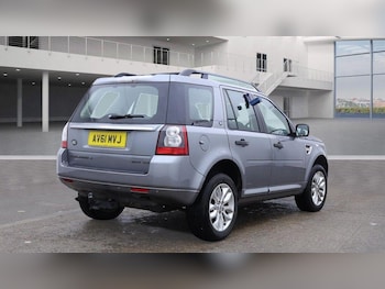 Used Land Rover Freelander 2011 for sale - 76701144: Photo