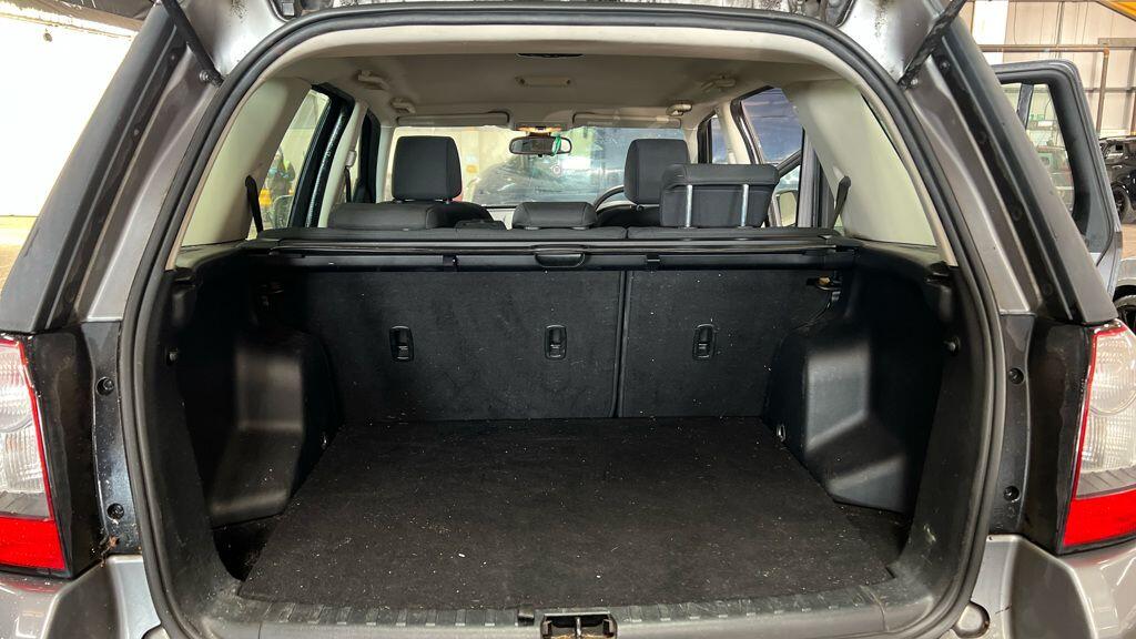 Used Land Rover Freelander 2011 for sale - 76701144: Photo 7