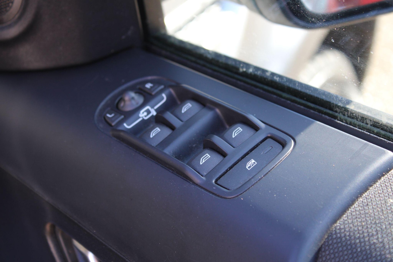 Used Land Rover Freelander 2011 for sale - 77710143: Photo 16