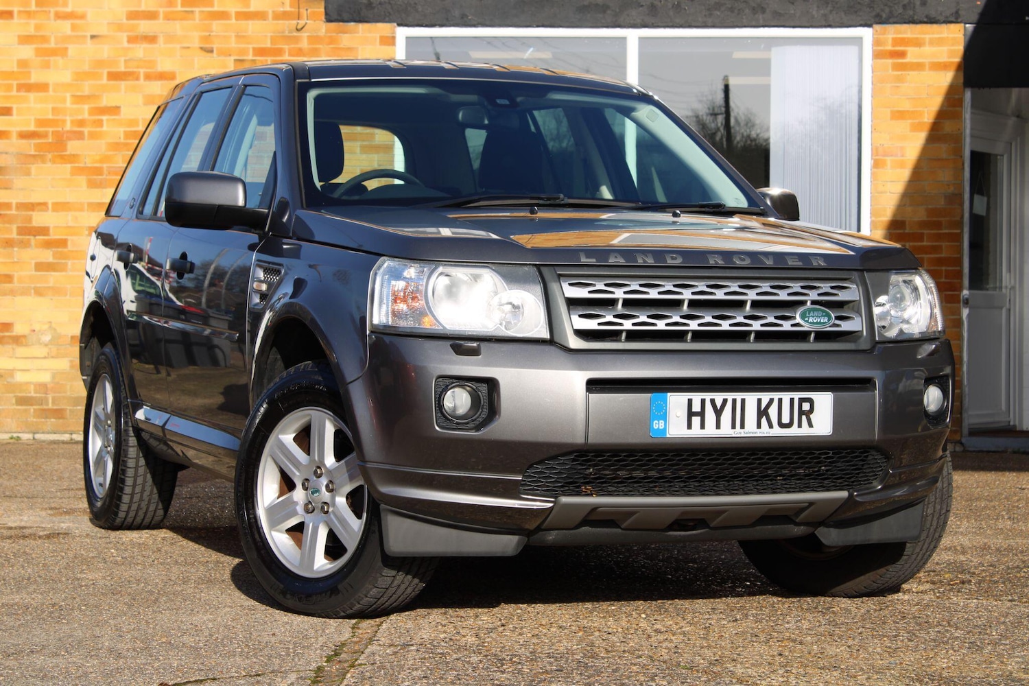 Used Land Rover Freelander 2011 for sale - 77710143: Photo 2