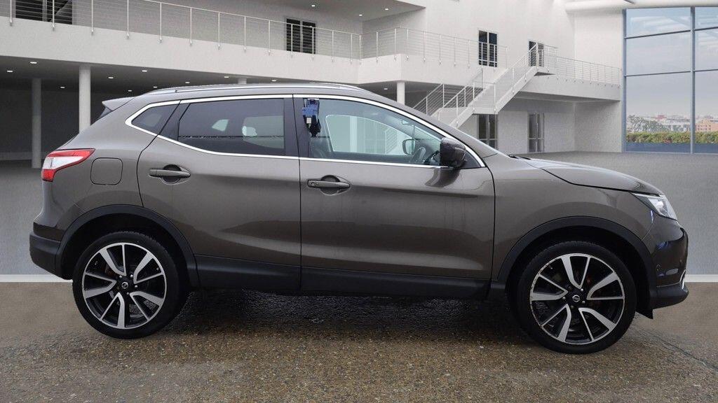 Used Nissan Qashqai 2014 for sale - 76824296: Photo 5