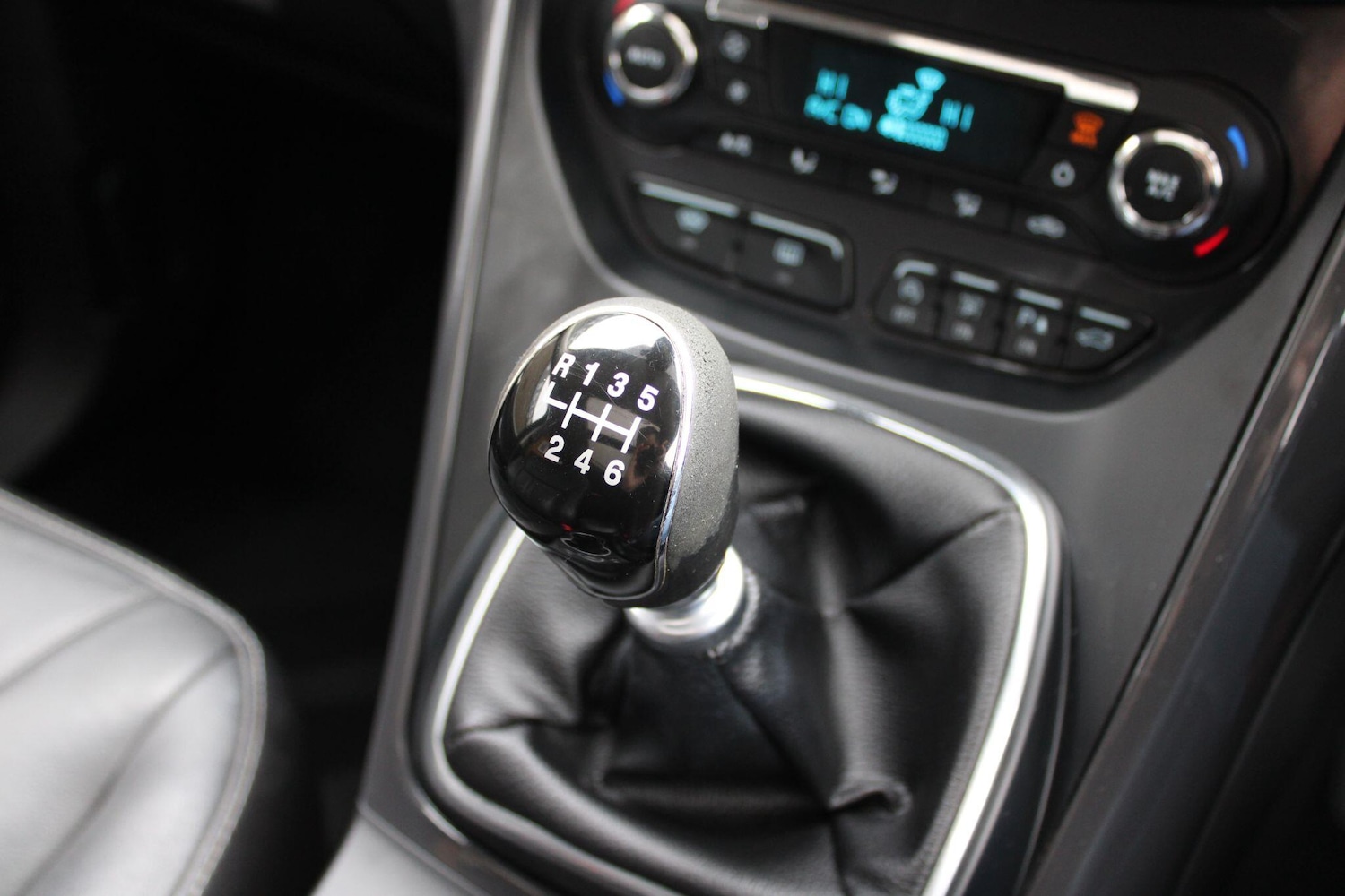 Used Ford Kuga 2016 for sale - 76512877: Photo 25