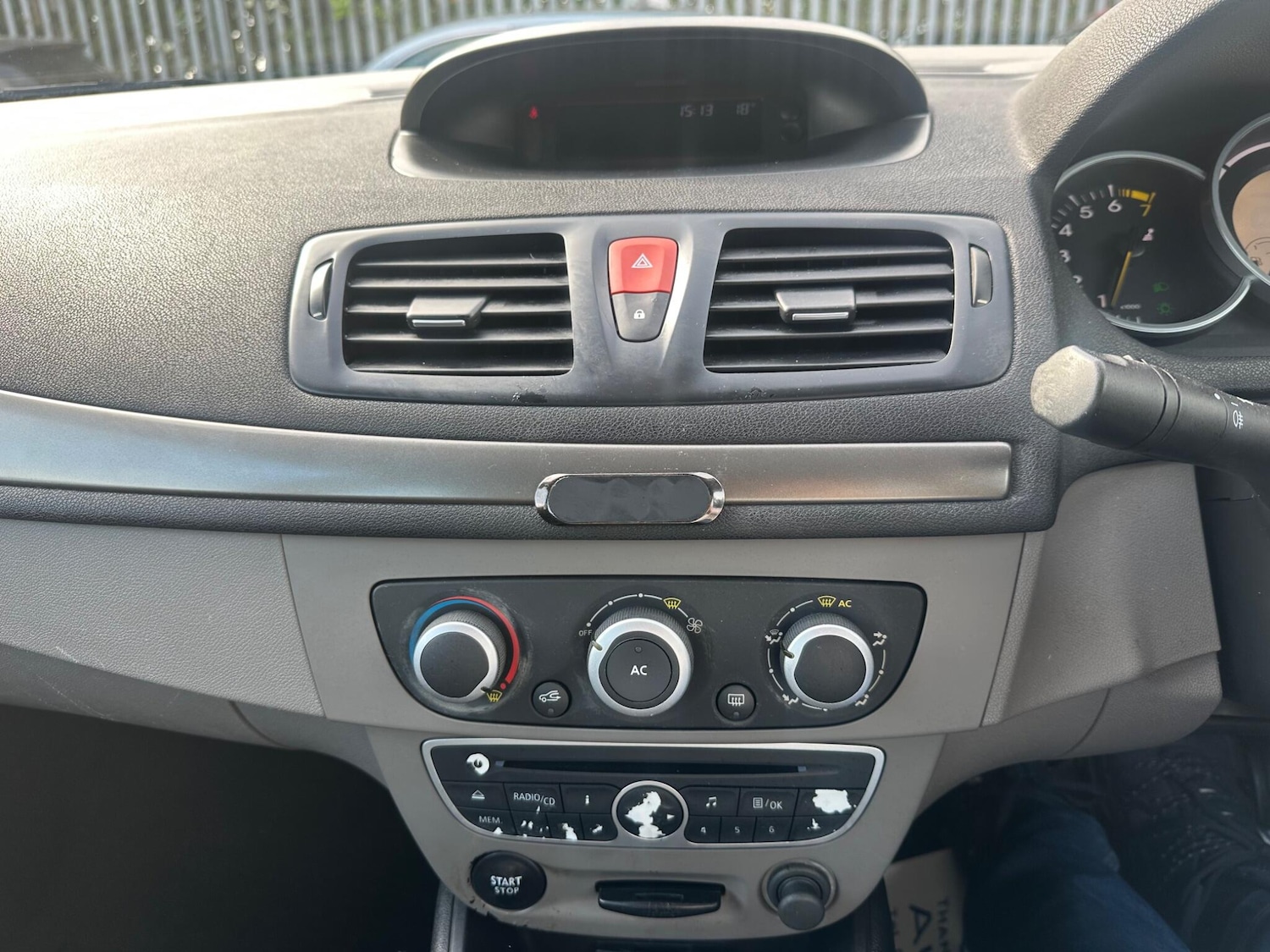 Used Renault Megane 2010 for sale - 78128252: Photo 12