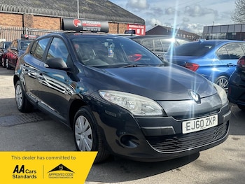 Used Renault Megane 2010 for sale - 78128252: Photo