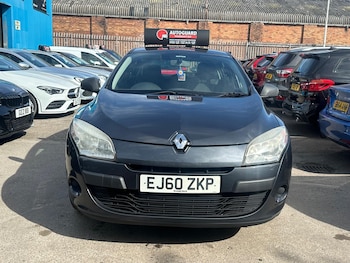 Used Renault Megane 2010 for sale - 78128252: Photo