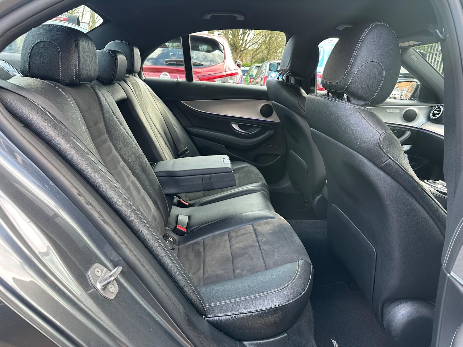 Used Mercedes-Benz E Class 2016 for sale - 78072113: Photo 10