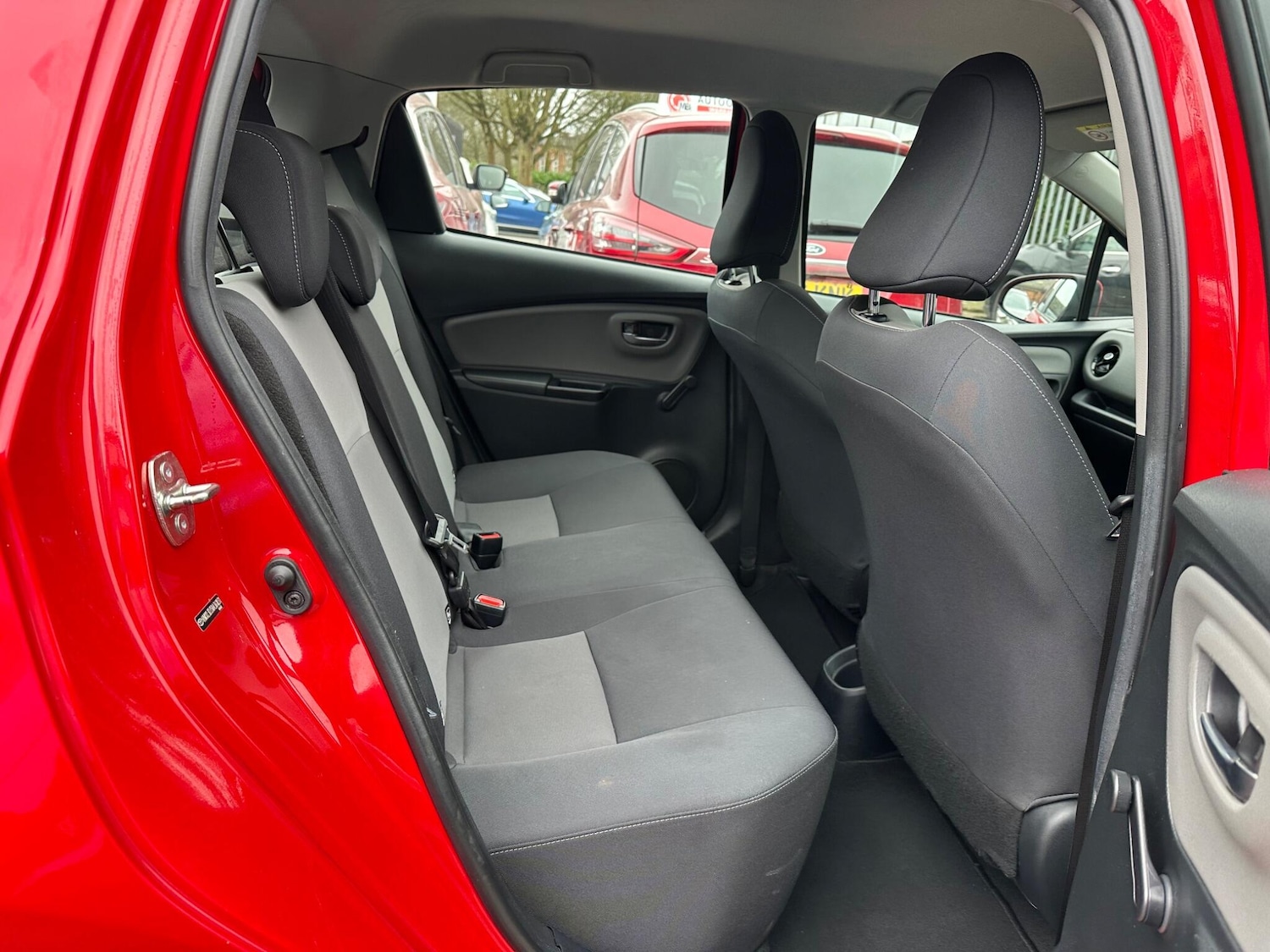 Used Toyota Yaris 2020 for sale - 78074081: Photo 8