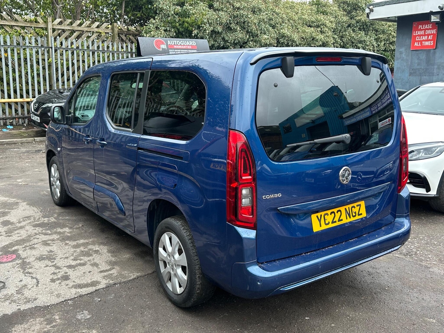 Used Vauxhall Combo Life 2022 for sale - 78074071: Photo 3