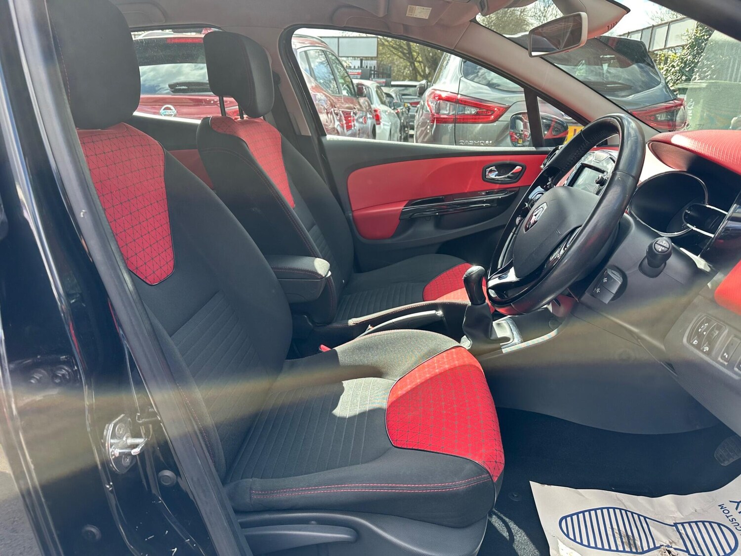 Used Renault Clio 2013 for sale - 78074095: Photo 10