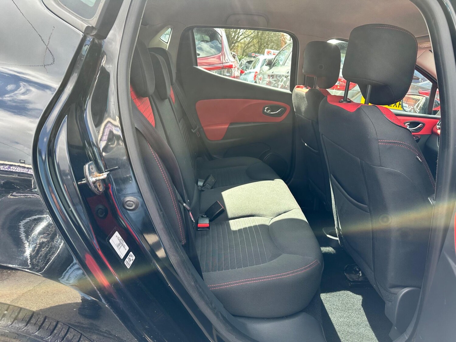 Used Renault Clio 2013 for sale - 78074095: Photo 9