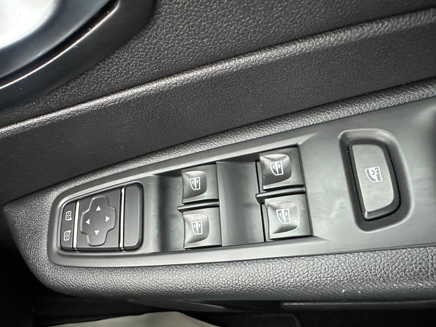 Used Renault Captur 2017 for sale - 78074069: Photo 12