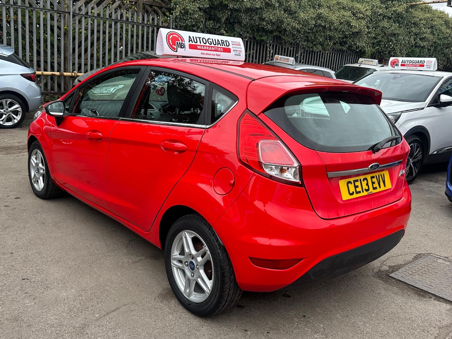 Used Ford Fiesta 2013 for sale - 78074097: Photo 3