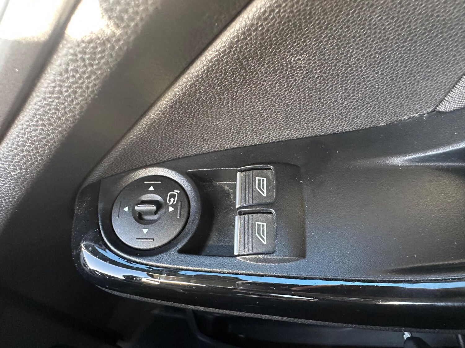 Used Ford Fiesta 2017 for sale - 78074020: Photo 14