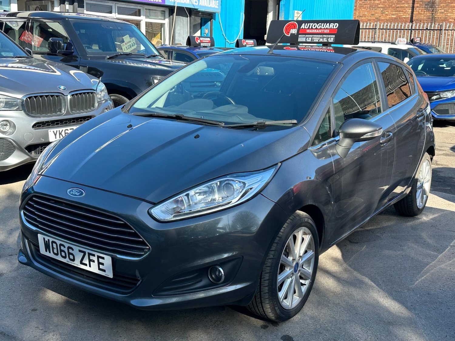 Used Ford Fiesta 2017 for sale - 78074020: Photo 2