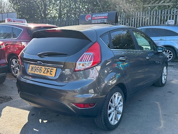 Used Ford Fiesta 2017 for sale - 78074020: Photo