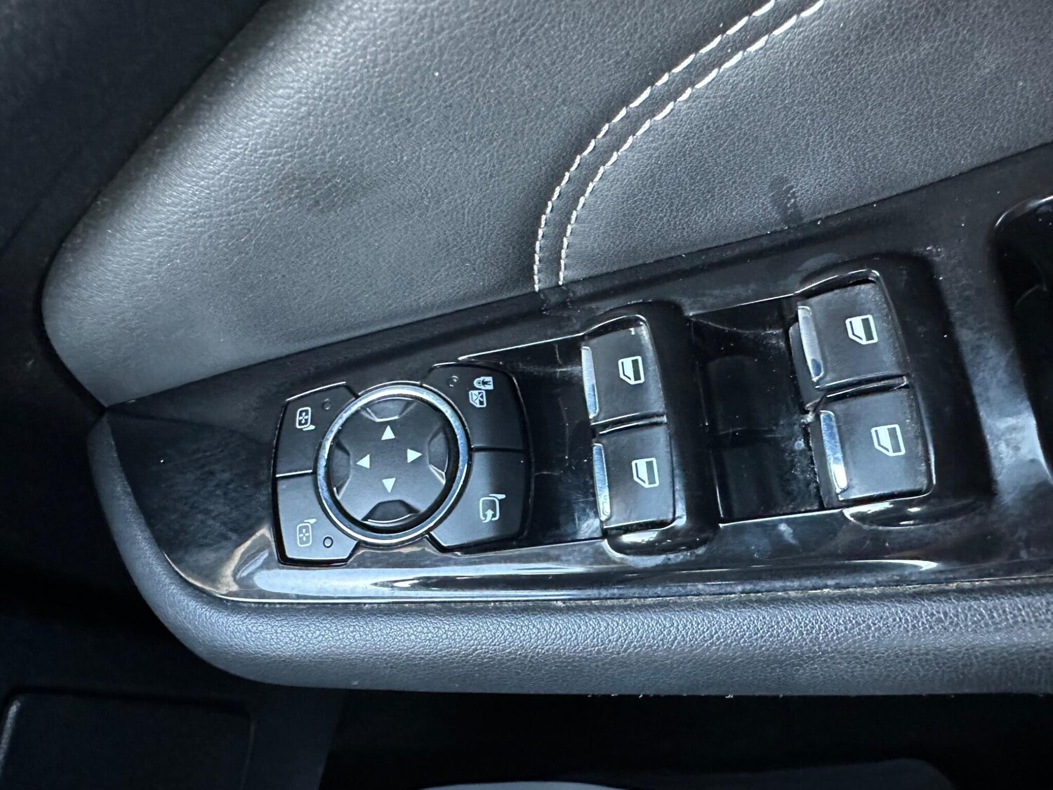 Used Ford S-Max 2016 for sale - 78074039: Photo 14