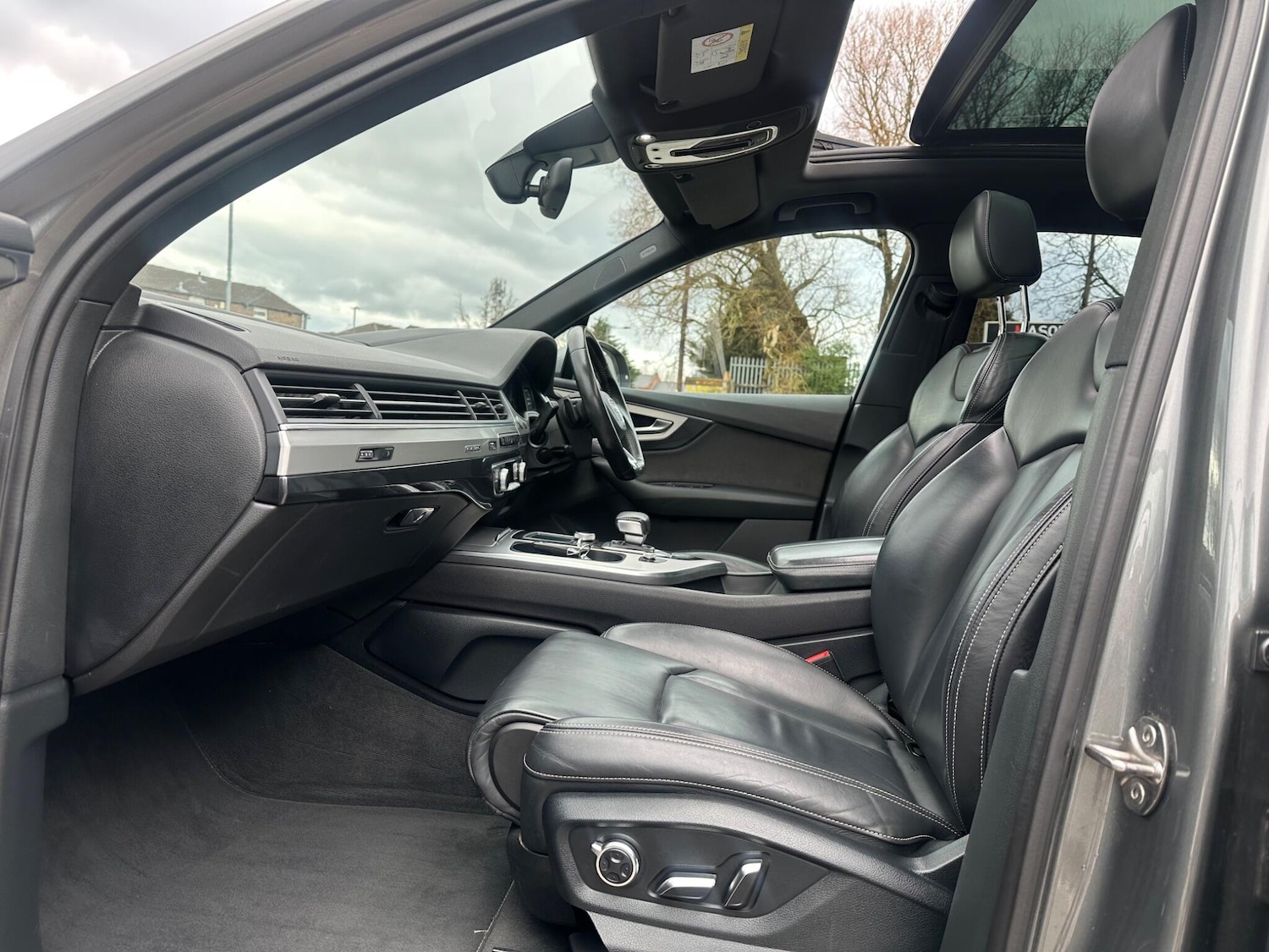 Used Audi Q7 2016 for sale - 78074054: Photo 33