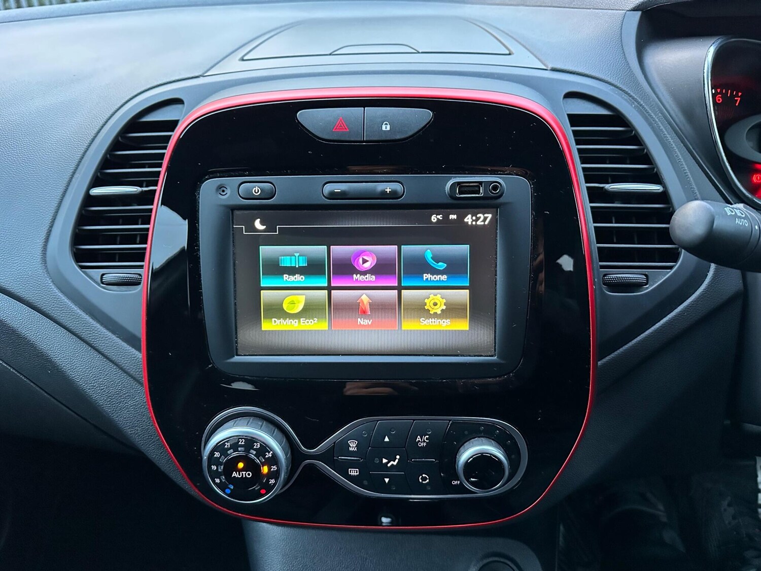 Used Renault Captur 2019 for sale - 78074083: Photo 11