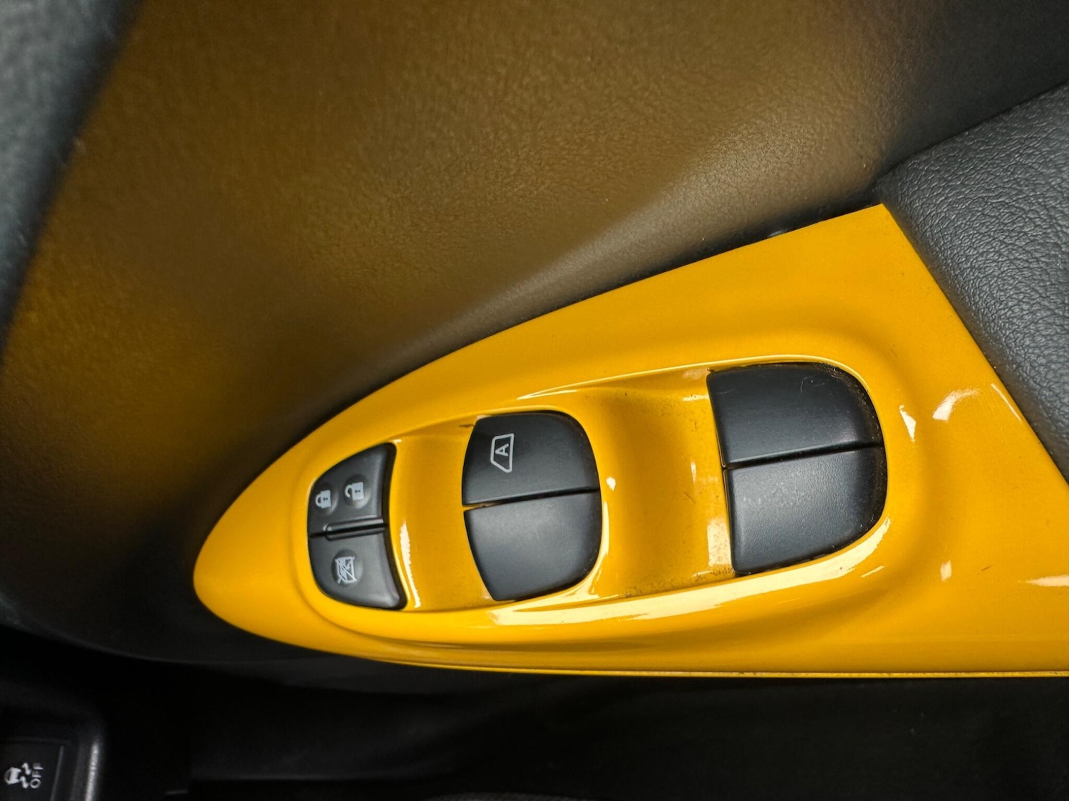 Used Nissan Juke 2015 for sale - 78184217: Photo 14