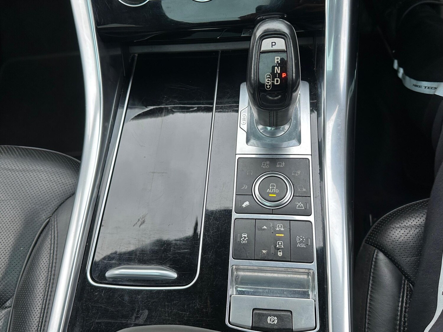 Used Land Rover Range Rover Sport 2015 for sale - 78074091: Photo 15