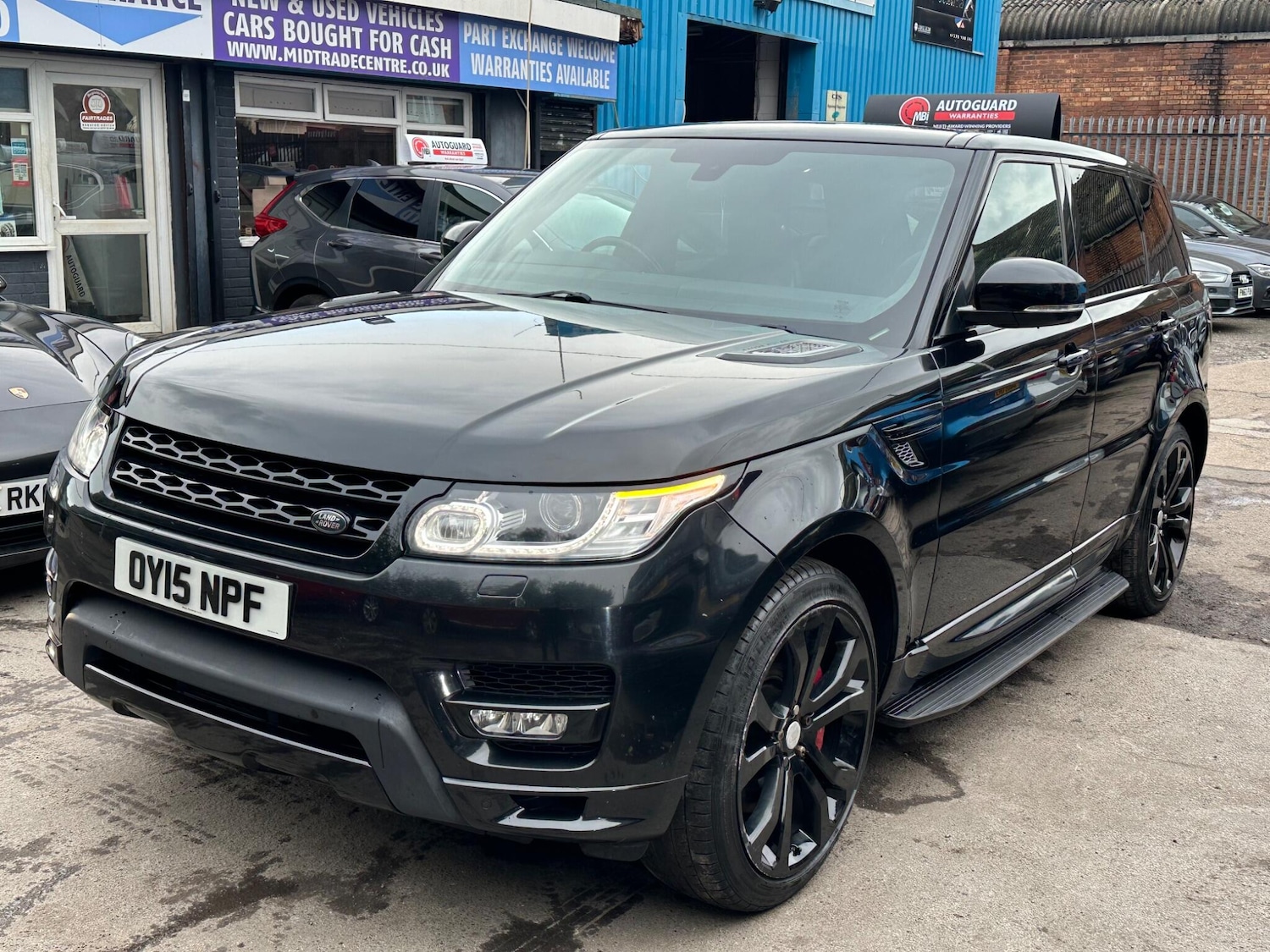 Used Land Rover Range Rover Sport 2015 for sale - 78074091: Photo 2