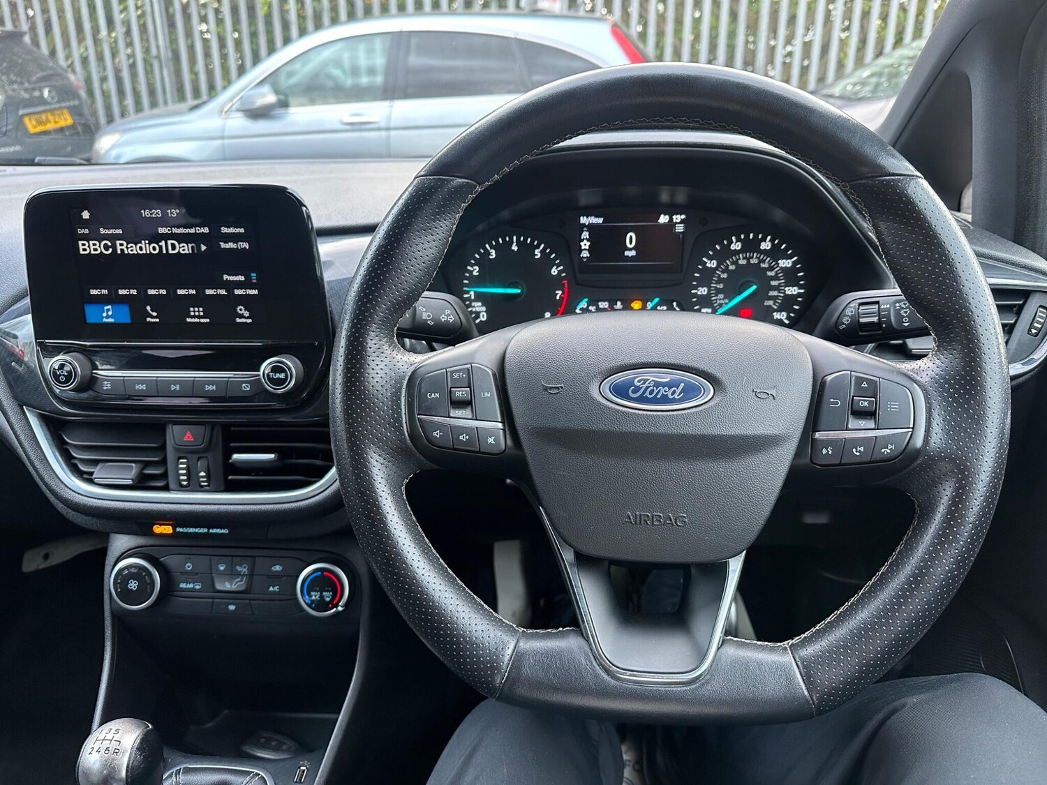 Used Ford Fiesta 2018 for sale - 78074038: Photo 11