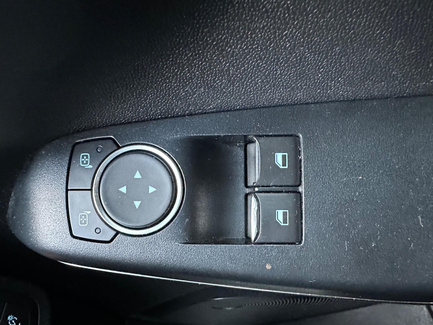 Used Ford Fiesta 2018 for sale - 78074038: Photo 15