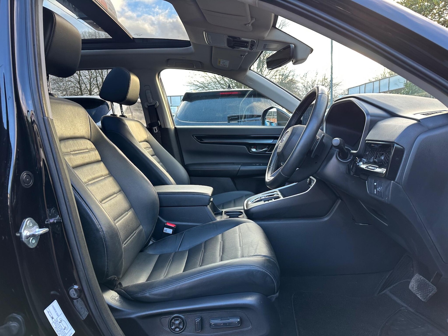 Used Honda CR-V 2024 for sale - 78074000: Photo 8