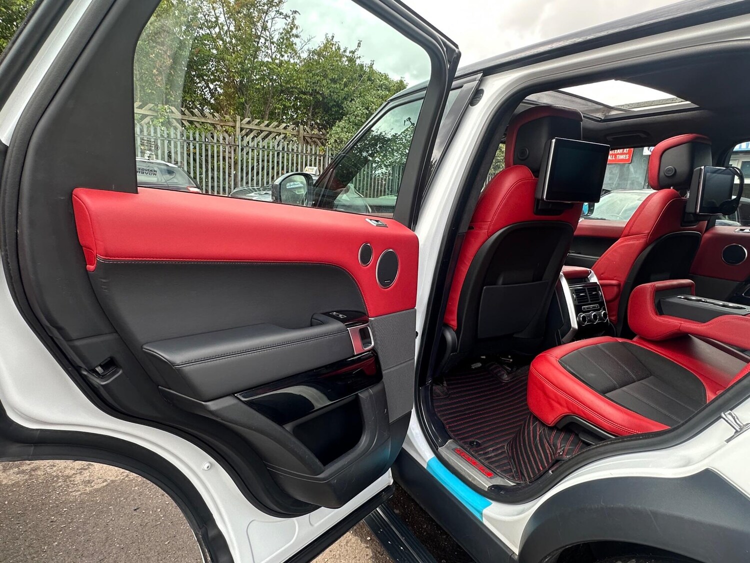 Used Land Rover Range Rover Sport 2014 for sale - 78074059: Photo 21