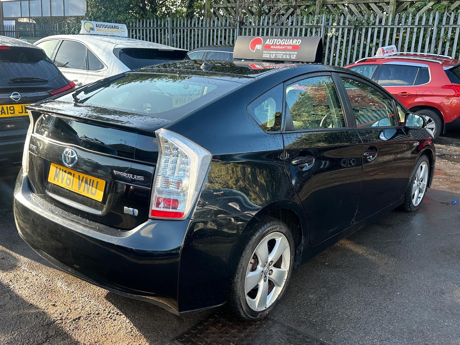 Used Toyota Prius 2011 for sale - 78074104: Photo 4