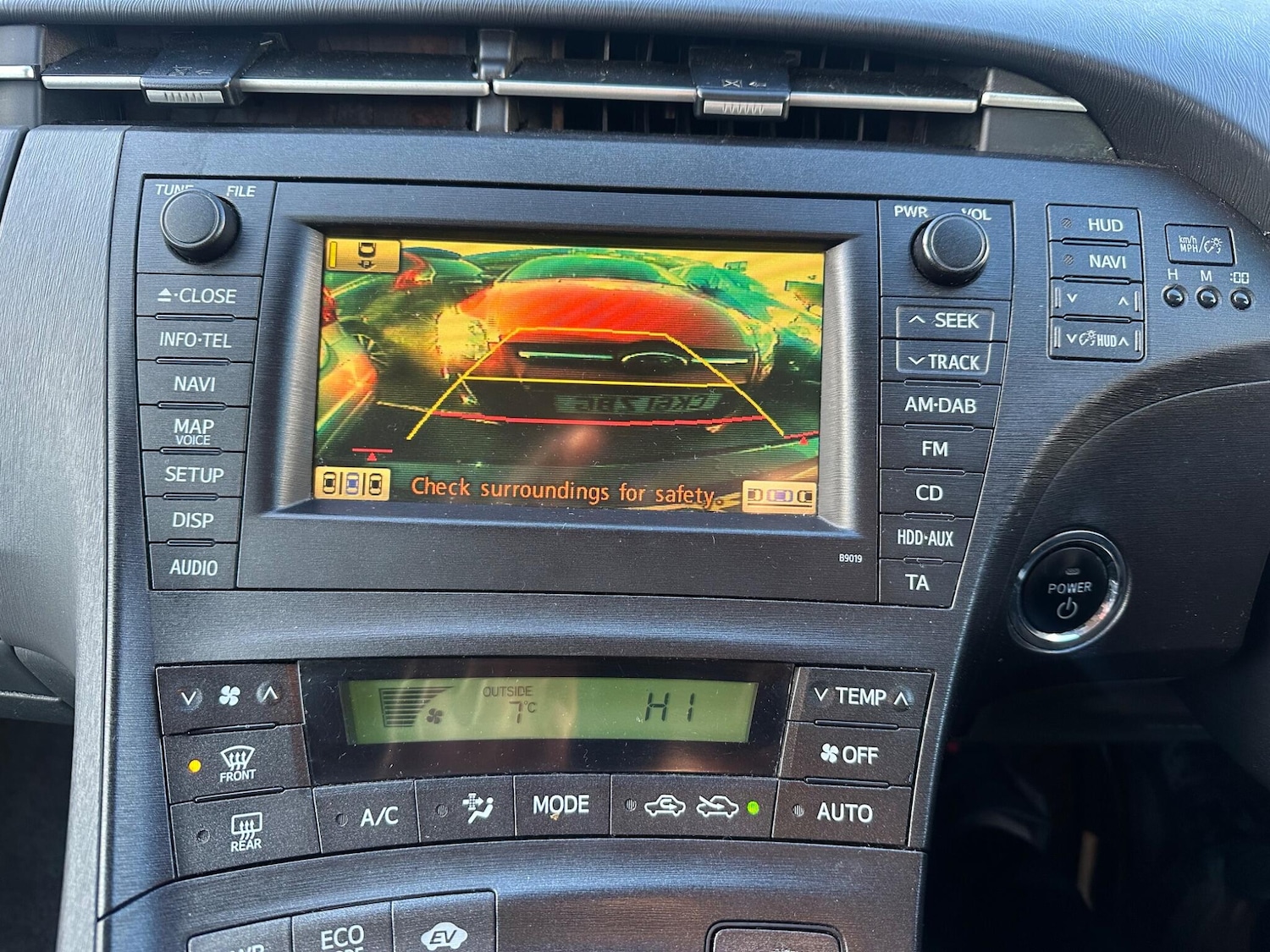 Used Toyota Prius 2011 for sale - 78074104: Photo 9