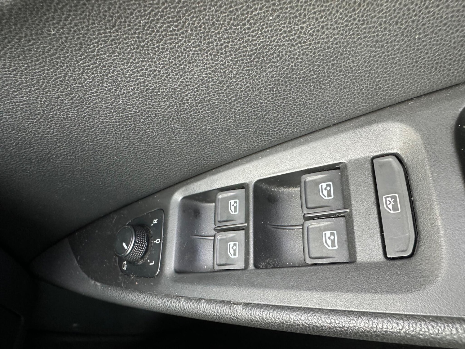 Used SEAT Leon 2015 for sale - 78074086: Photo 16