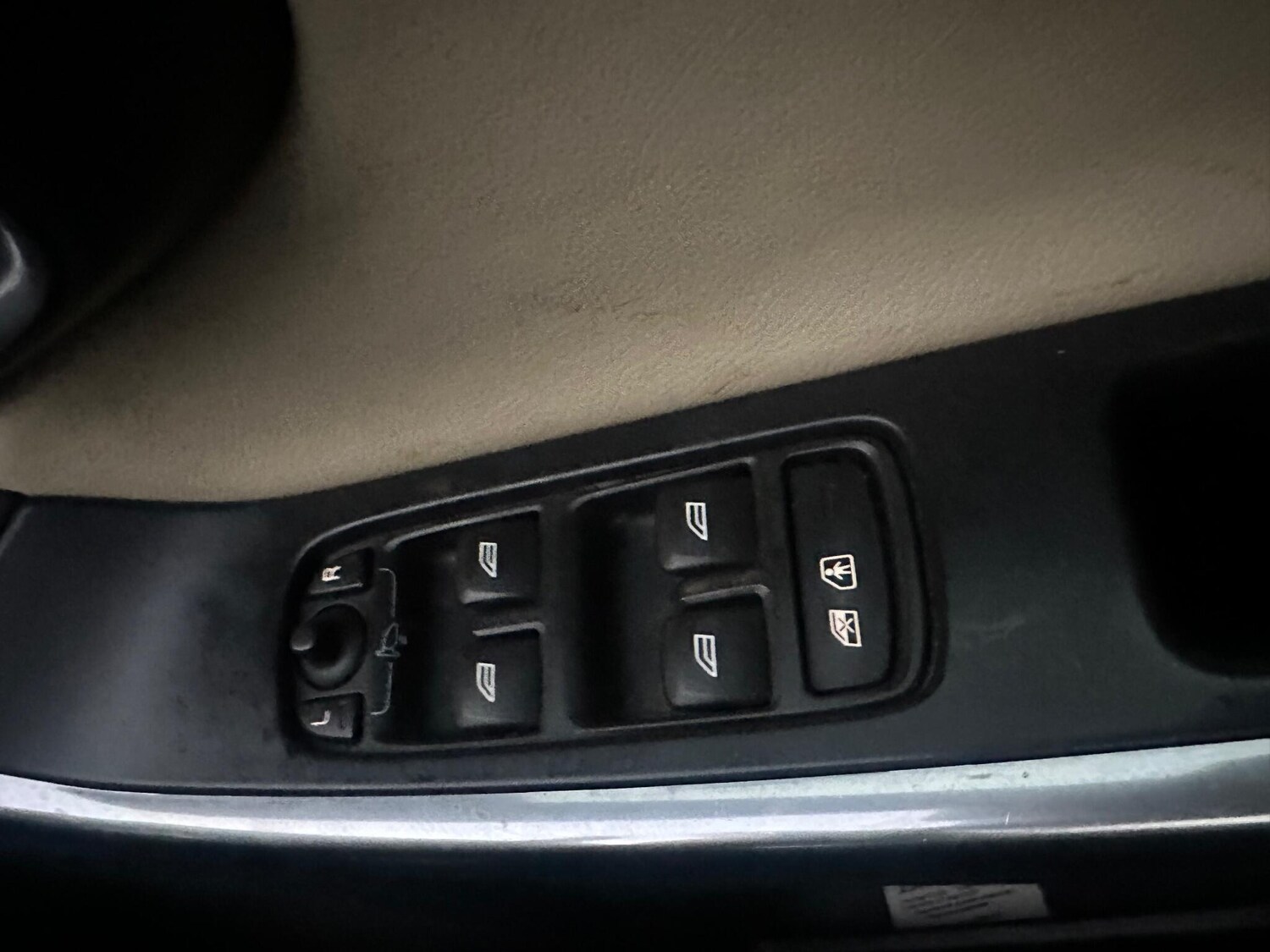 Used Volvo XC60 2014 for sale - 78074107: Photo 12