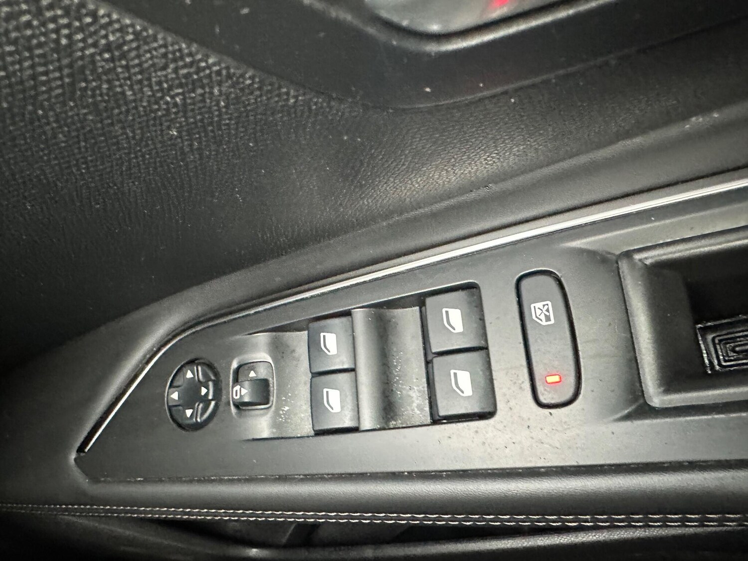 Used Peugeot 3008 2017 for sale - 78073992: Photo 12