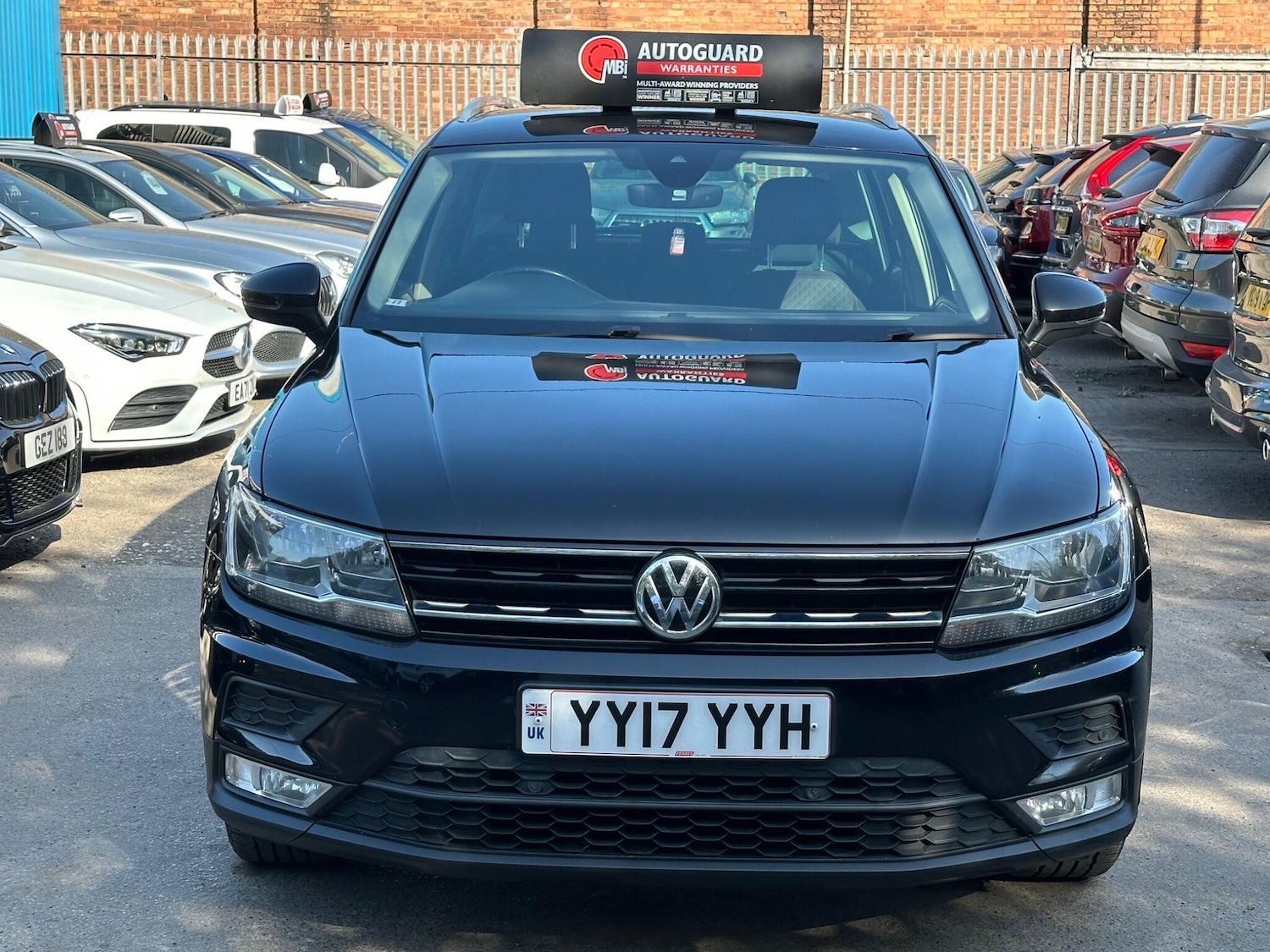 Used Volkswagen Tiguan 2017 for sale - 78171443: Photo 2