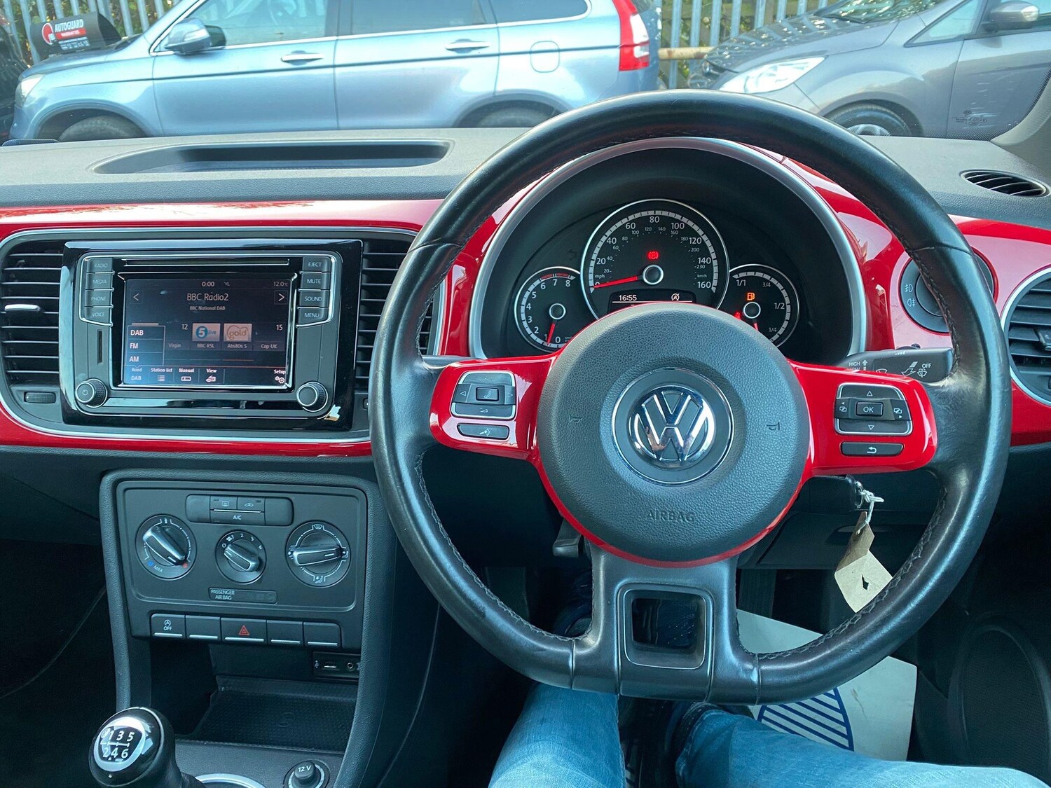 Used Volkswagen Beetle 2015 for sale - 78074037: Photo 11