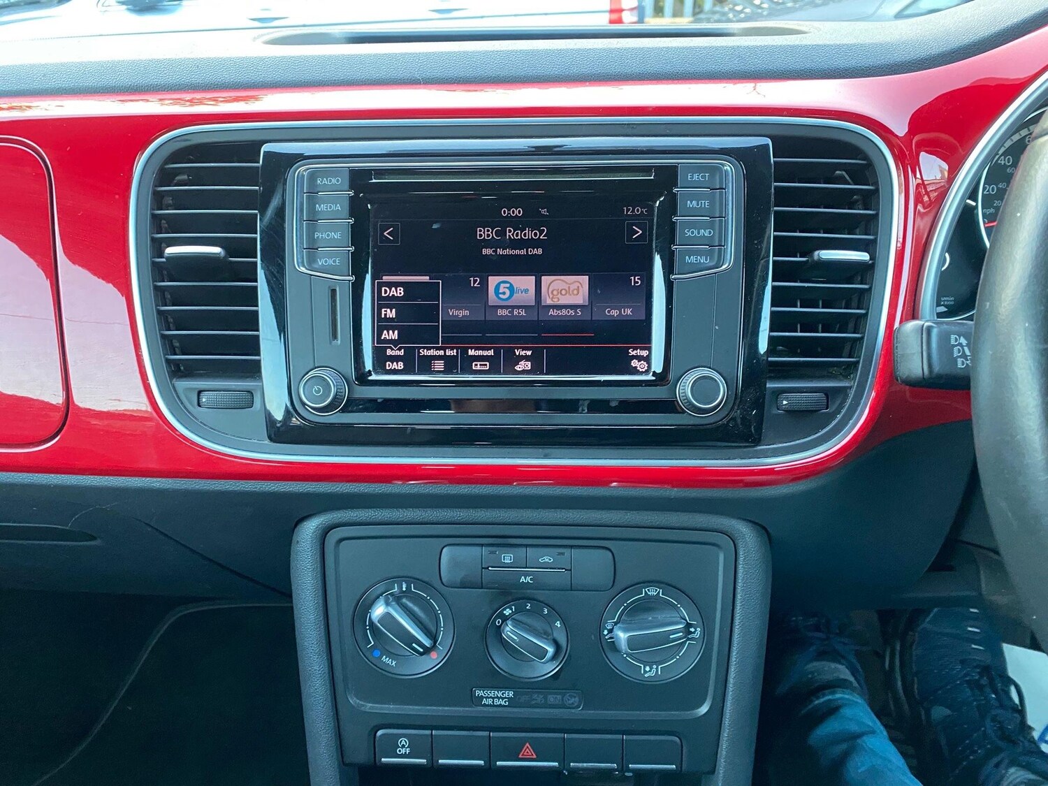 Used Volkswagen Beetle 2015 for sale - 78074037: Photo 12