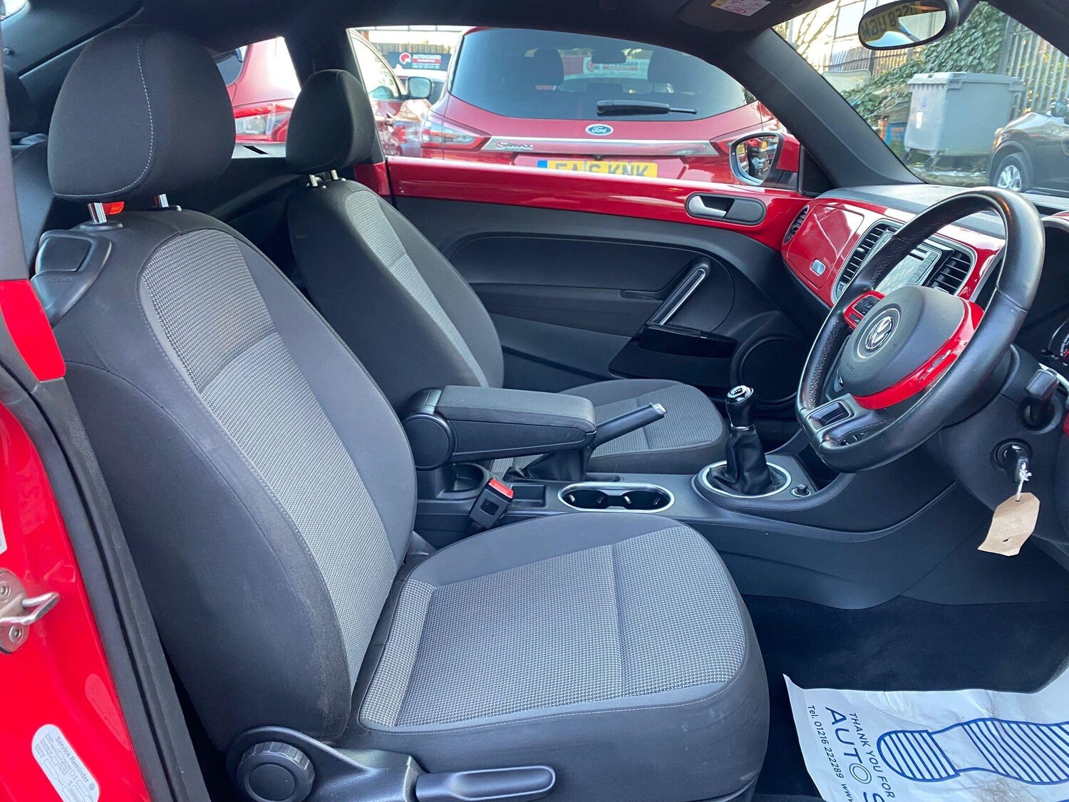 Used Volkswagen Beetle 2015 for sale - 78074037: Photo 9