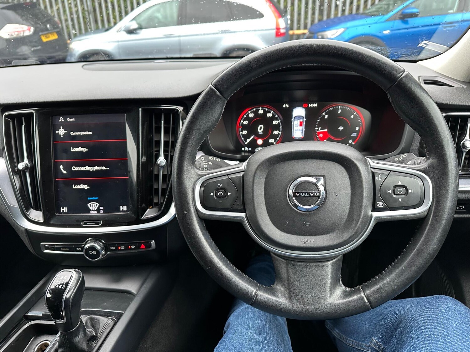 Used Volvo V60 2018 for sale - 78074066: Photo 15