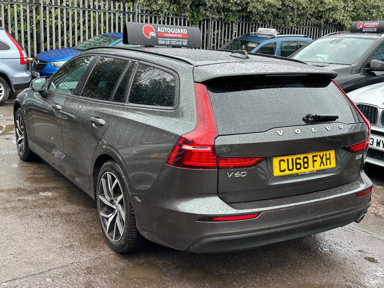Used Volvo V60 2018 for sale - 78074066: Photo 5