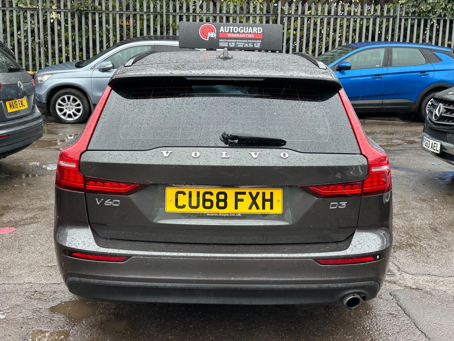 Used Volvo V60 2018 for sale - 78074066: Photo 6