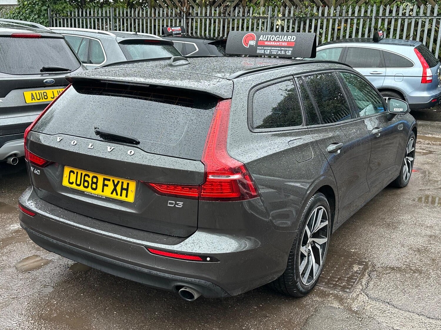 Used Volvo V60 2018 for sale - 78074066: Photo 7