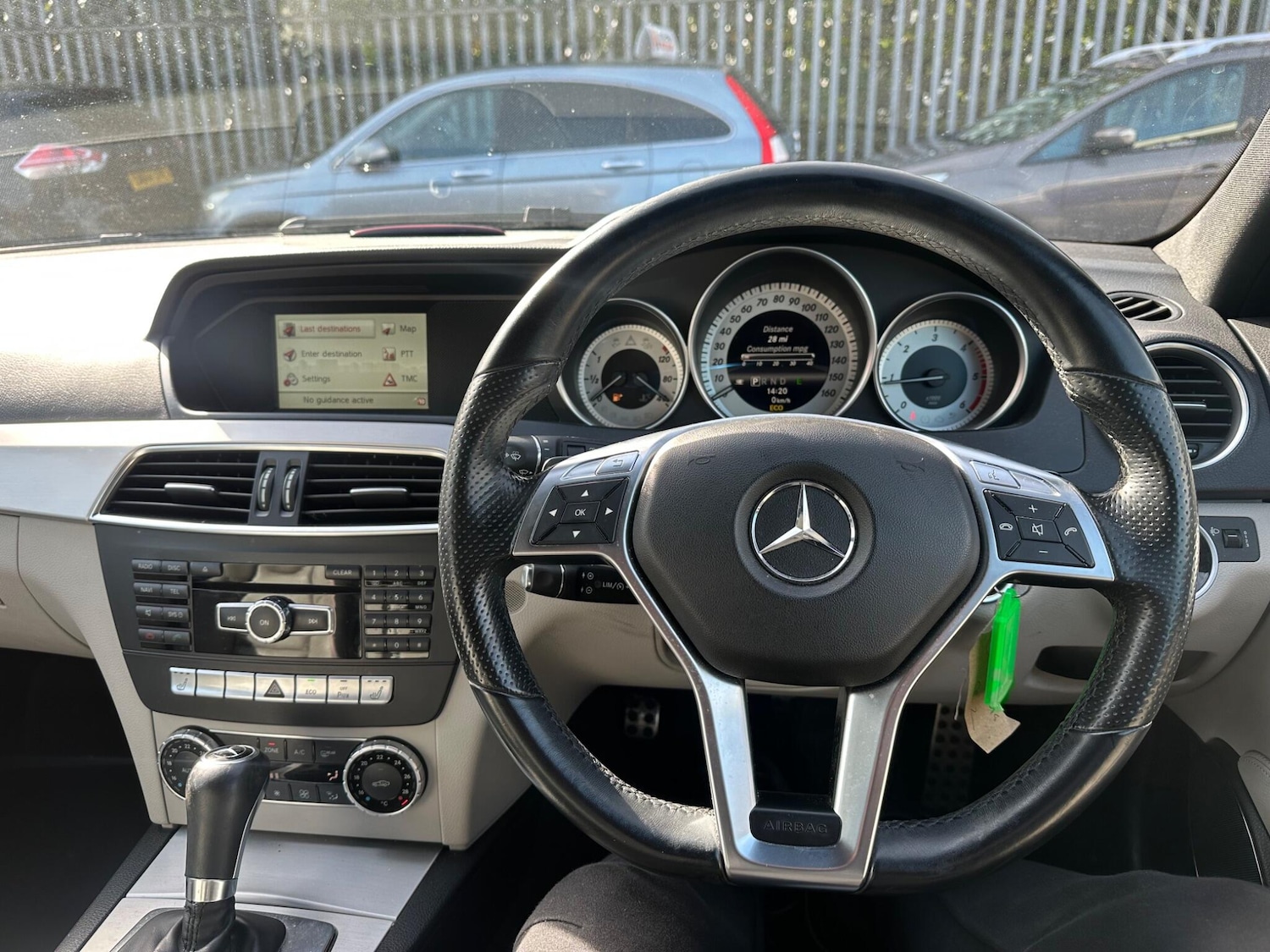 Used Mercedes-Benz C Class 2012 for sale - 78074077: Photo 11