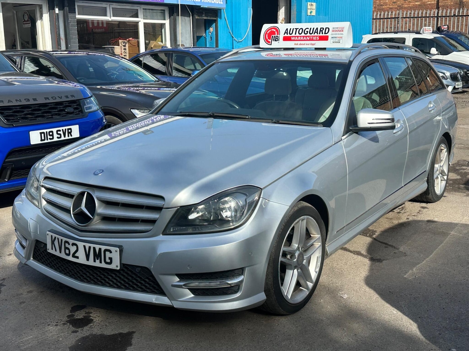Used Mercedes-Benz C Class 2012 for sale - 78074077: Photo 3